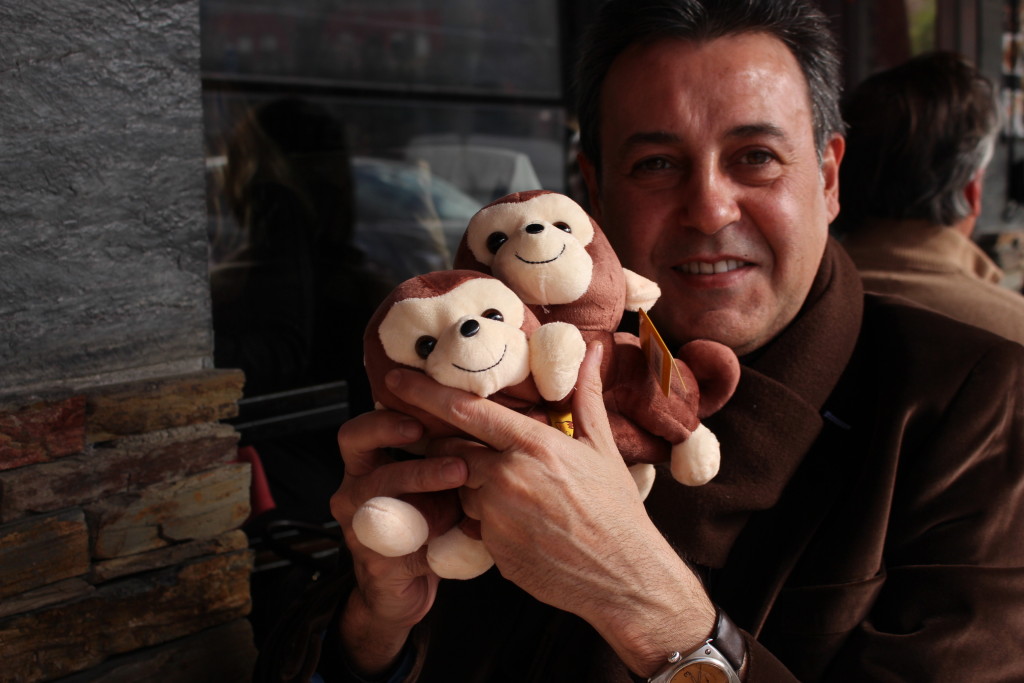 Con mi pareja de monos que proporcionan fortuna