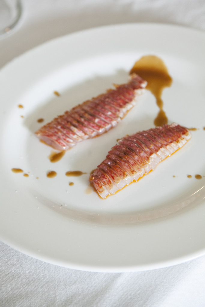  Salmonete con mayonesa de moluscos ©RAFA SUÑÉN