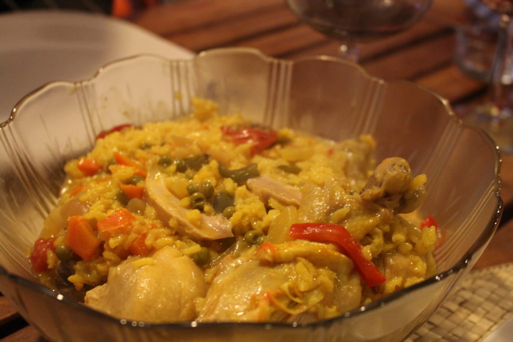 Receta rápida: Pollo guisado con arroz y verduras