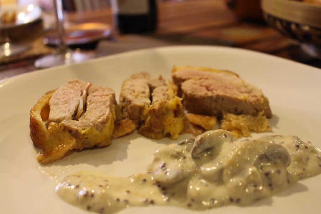 Receta de solomillo: Rebozado en queso con salsa de champiñones