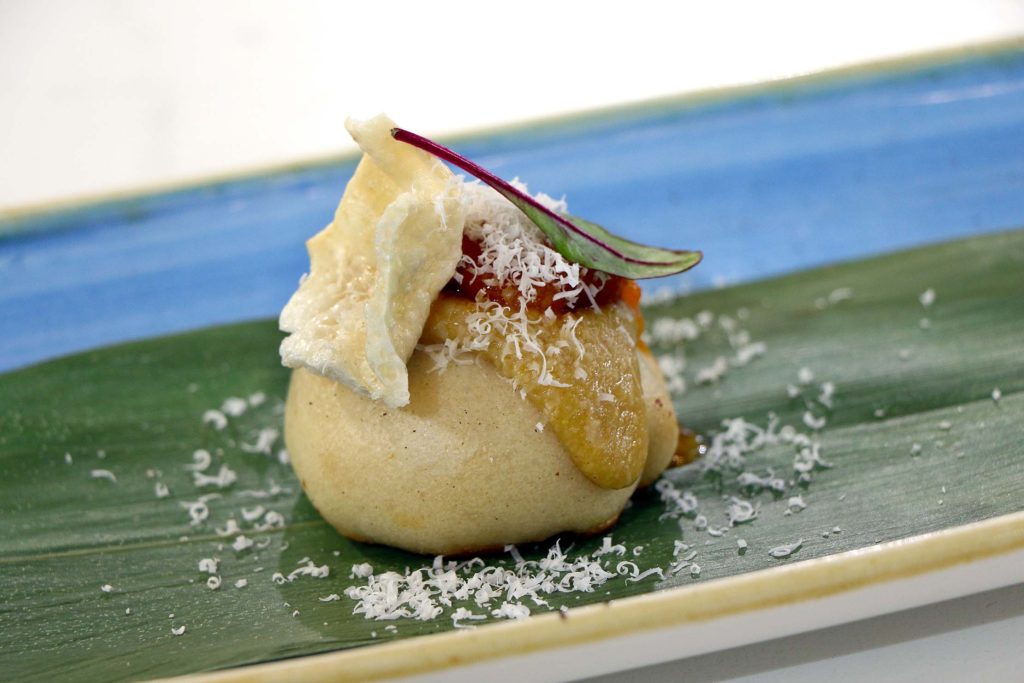 Sio pao de Pollo en Pepitoria de Roberto Hernández