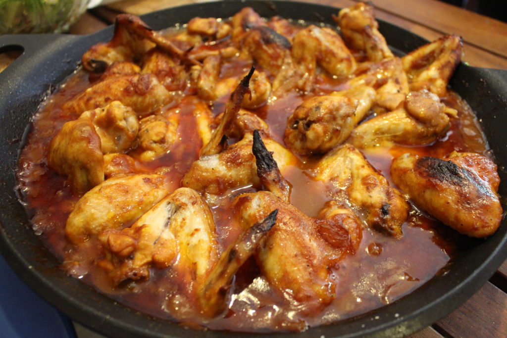 Receta de pollo: Alitas en salsa barbacoa casera